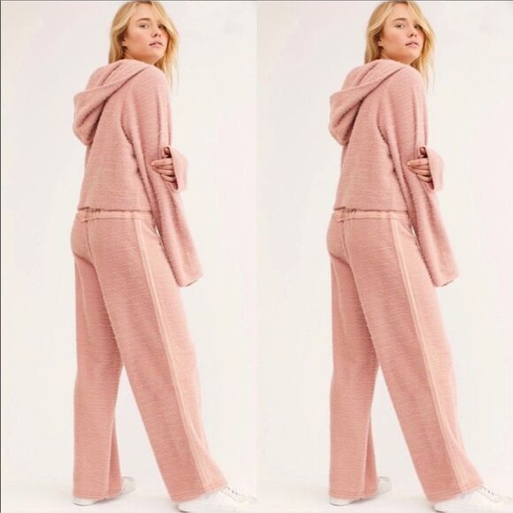 NEW FREE PEOPLE SWEATER SET ZIP UP & SWEATER PANTS SET - Picture 2 of 4